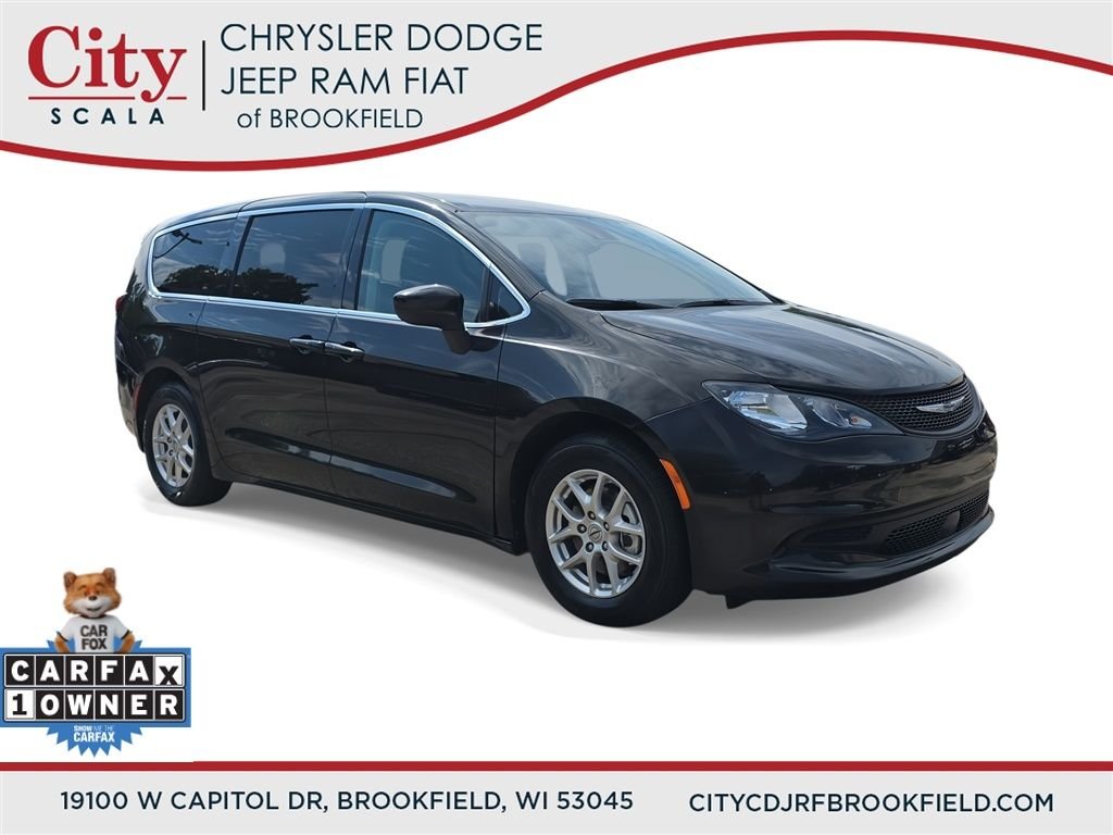 2023 Chrysler Voyager