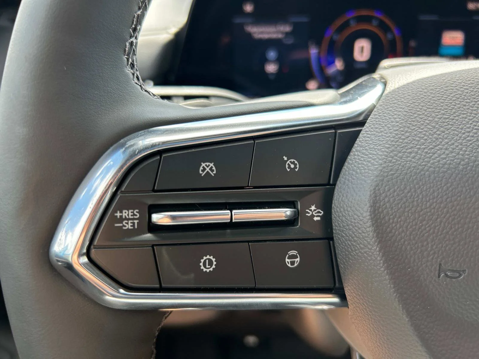 2025 Chevrolet Tahoe LT - Photo 23
