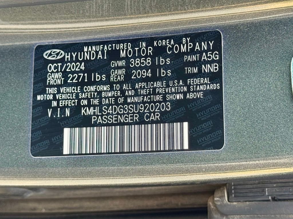 Used 2025 Gray Hyundai SEL Convenience image 15