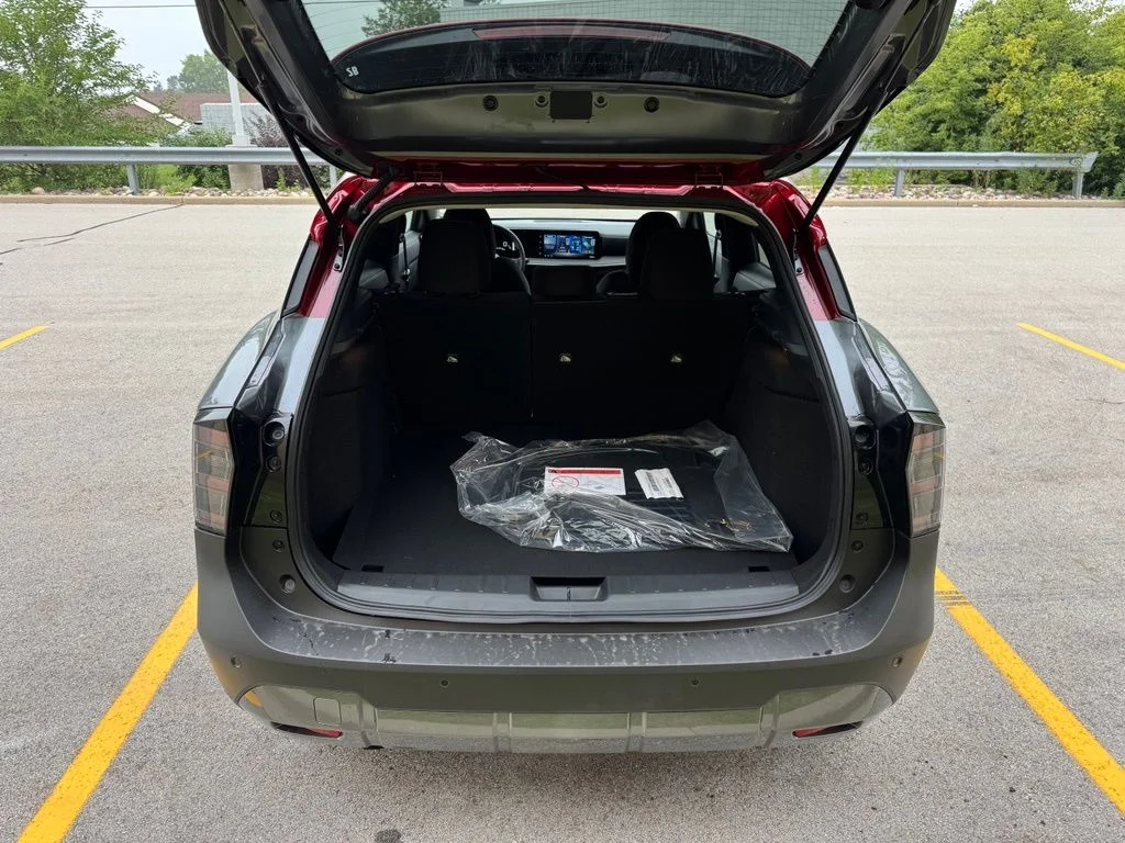 New 2026 Gun Metallic/Scarlet Ember Tintcoat Nissan SV image 8
