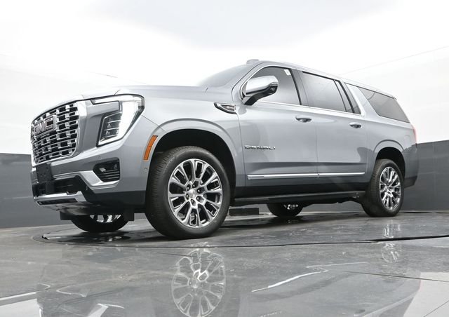 2025 GMC Yukon XL Denali - Photo 28