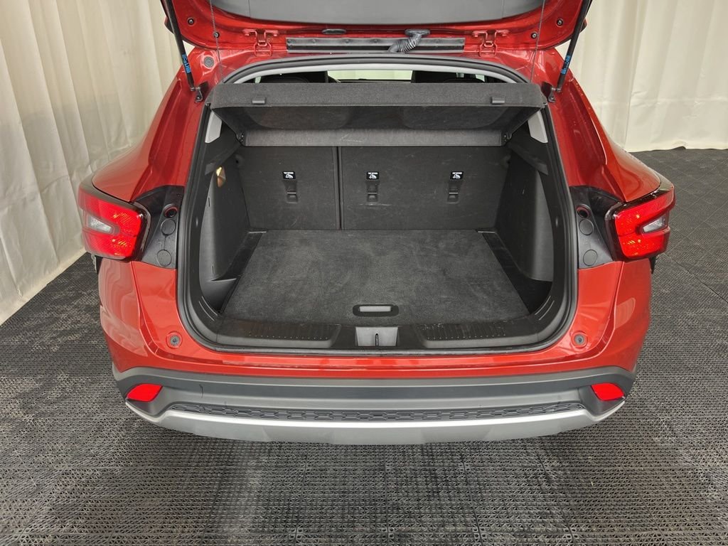 2024 Chevrolet Trax LT - Photo 23