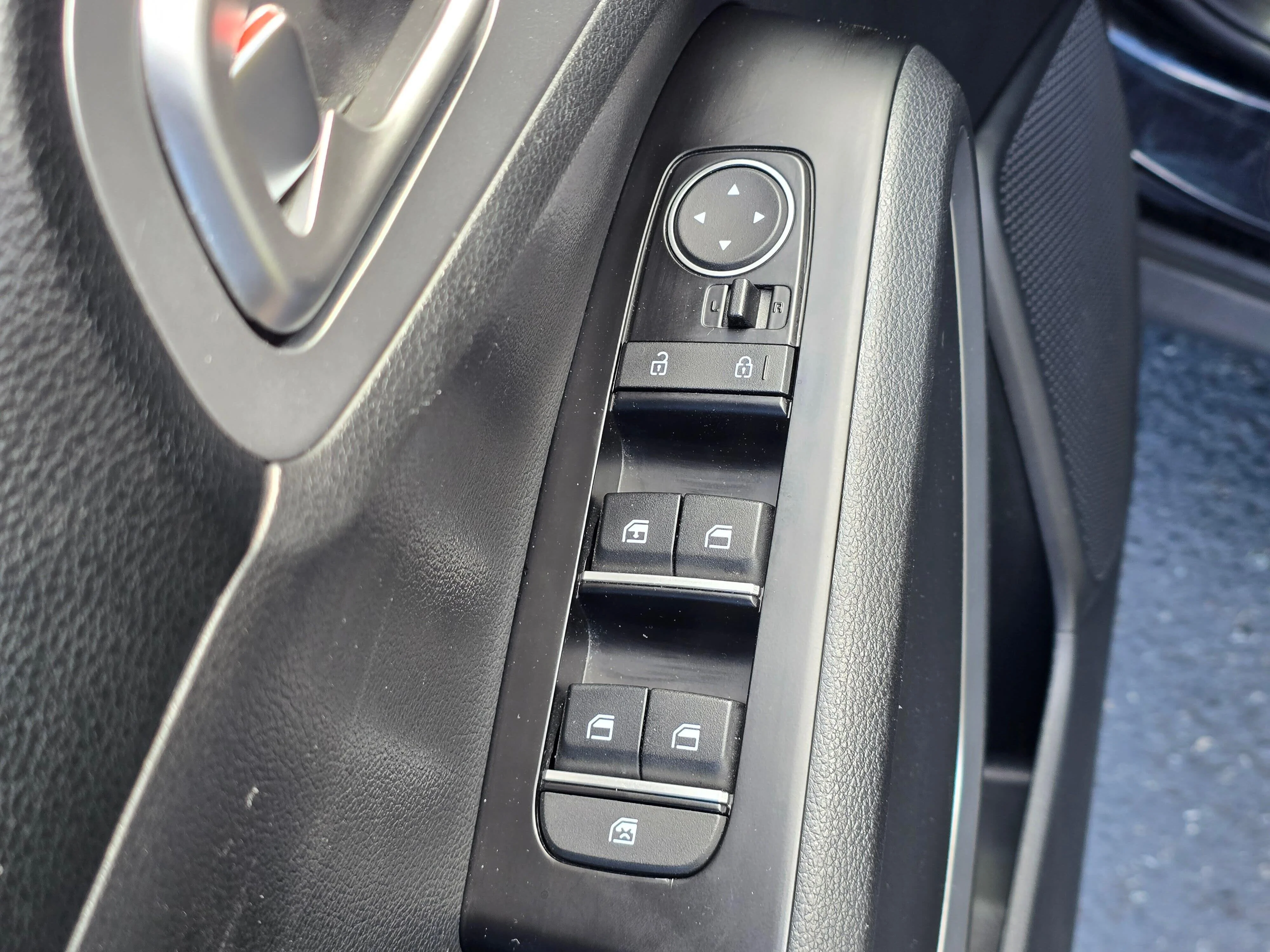 Certified Used 2025 Black Kia LX image 14