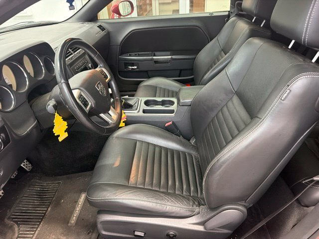 Used 2011 Redline 3 Coat Pearl Dodge  image 3