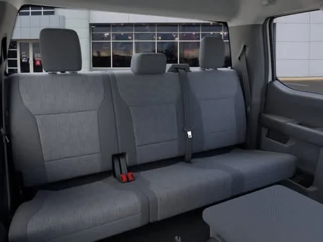 New 2026 Oxford White Ford F-350® XL image 33