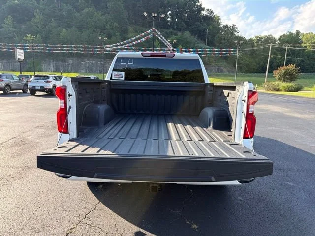 Used 2026 Summit White Chevrolet RST image 20