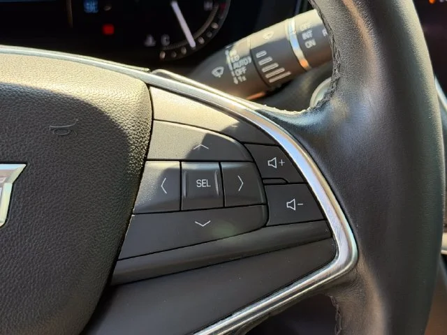 Used 2019 Radiant Silver Metallic Cadillac Luxury image 23