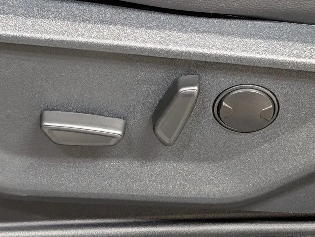 New 2026 Agate Black Metallic Ford F-250® Lariat® image 58
