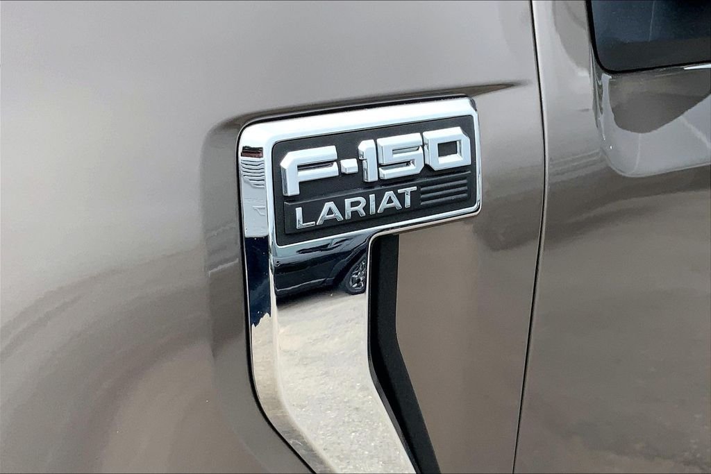 Used 2022 Gray Ford Lariat image 25
