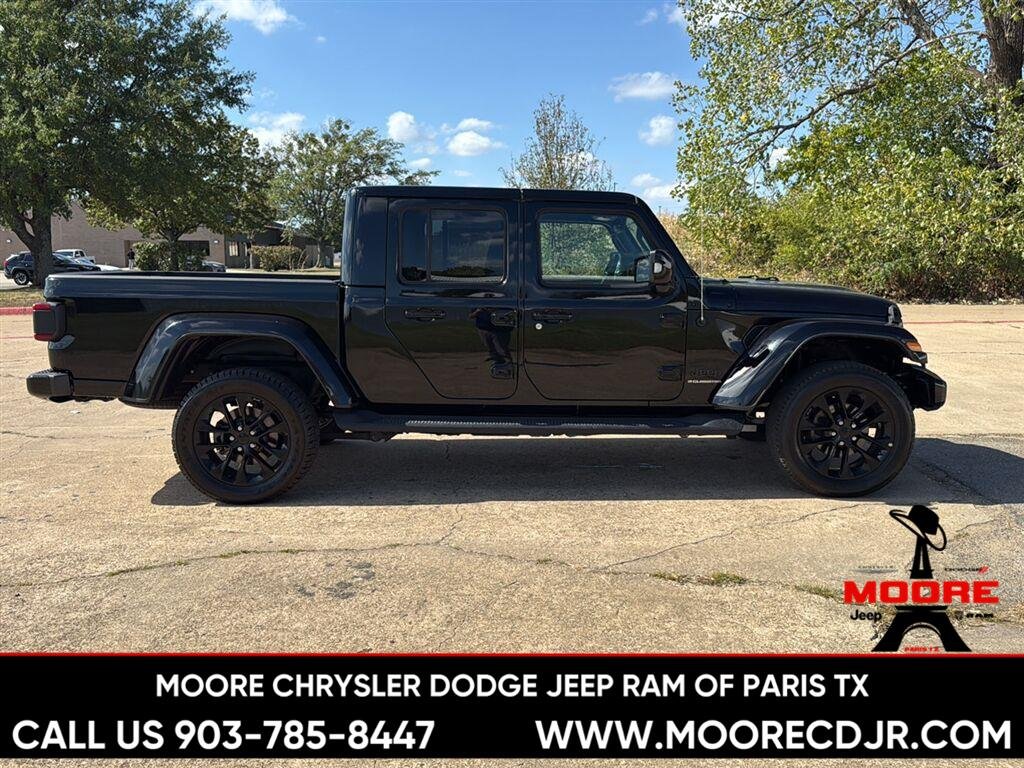 Used 2023 Black Clearcoat Jeep High Altitude image 4