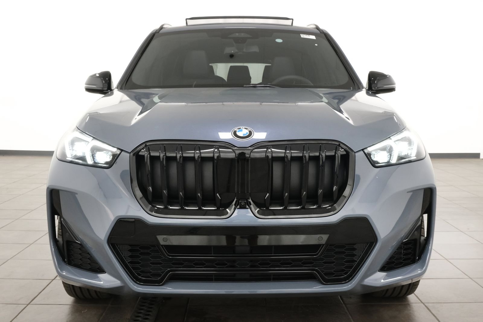 New 2027 C3n BMW xDrive28i image 8