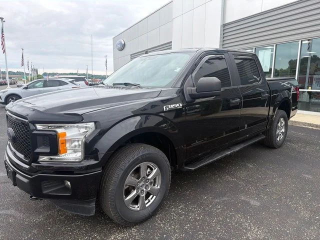 Used 2020 Black Metallic Ford XL image 8