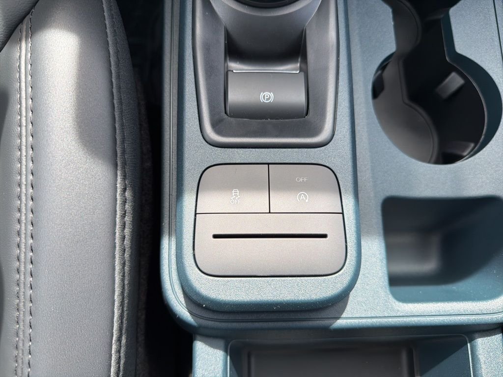 New 2026 Oxford White Ford Lariat® image 36