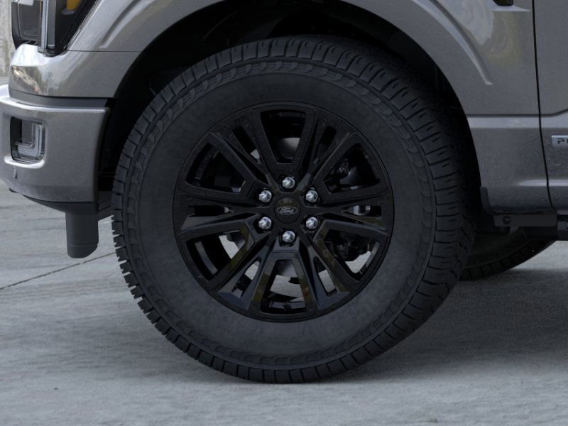2025 Ford F-150 Platinum photo 4