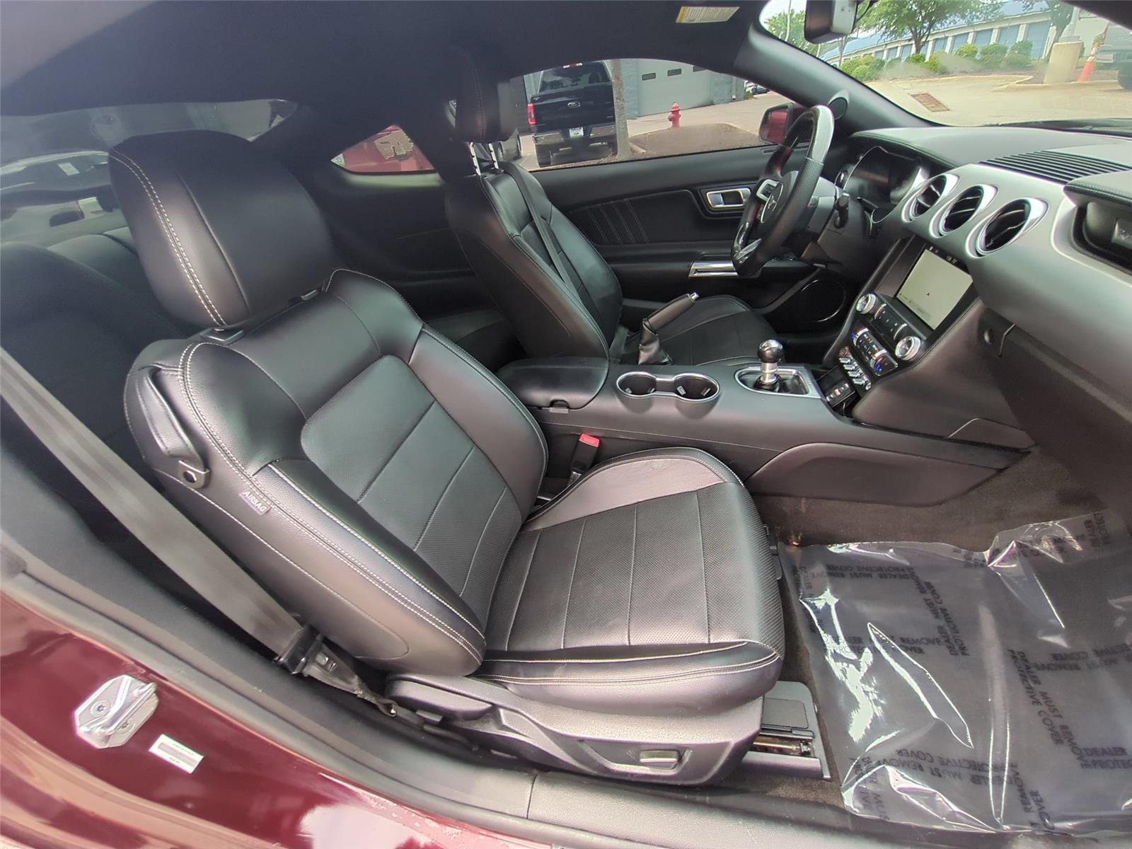 Used 2018 Royal Crimson Metallic Tinted Clearcoat FORD GT image 34