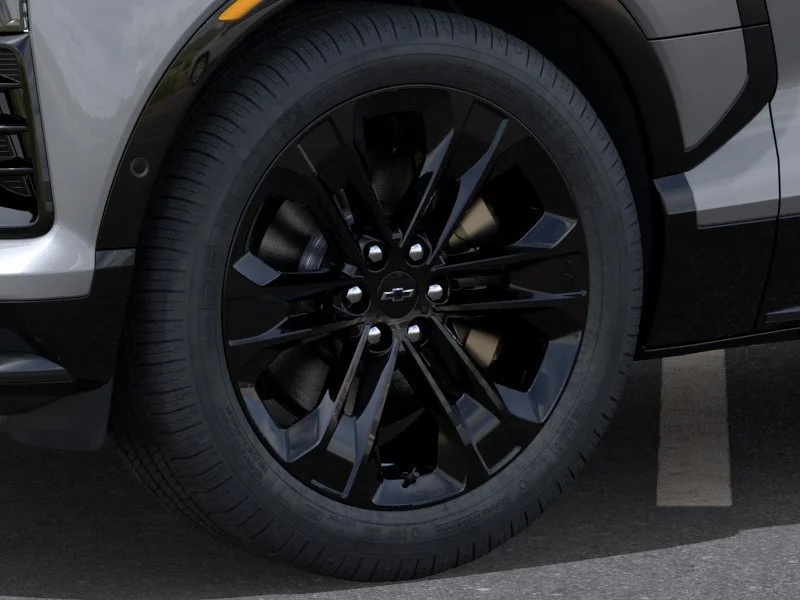 2027 Chevrolet Blazer EV SS - Photo 9