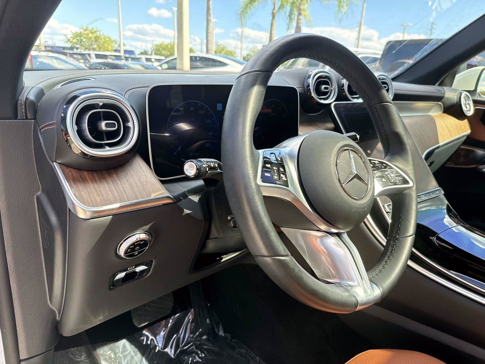Certified Used 2023 White Mercedes-Benz 300 image 20