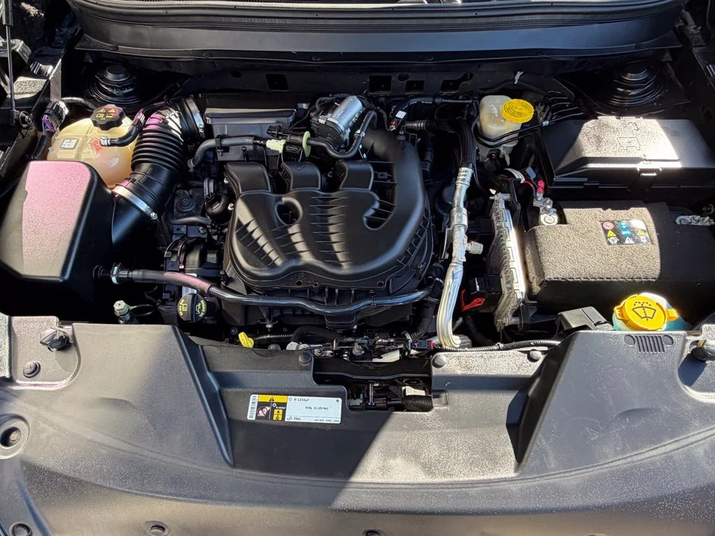 Used 2014 Black Jeep Latitude image 7