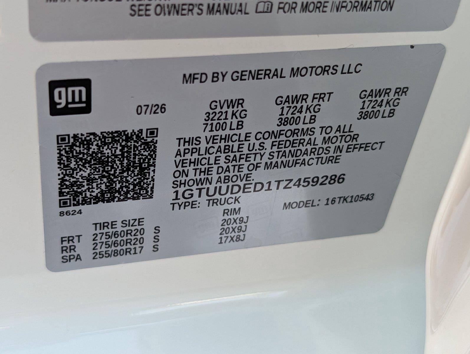 New 2026 Summit White GMC SLT image 40