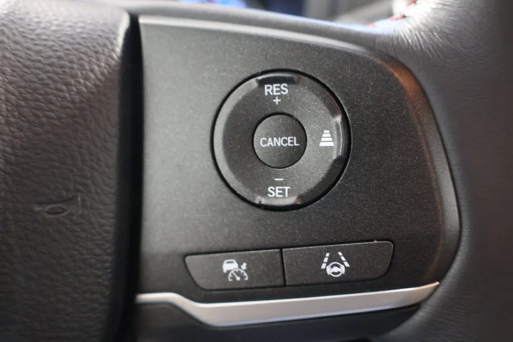 Used 2023 Platinum White Pearl Honda Sport image 12
