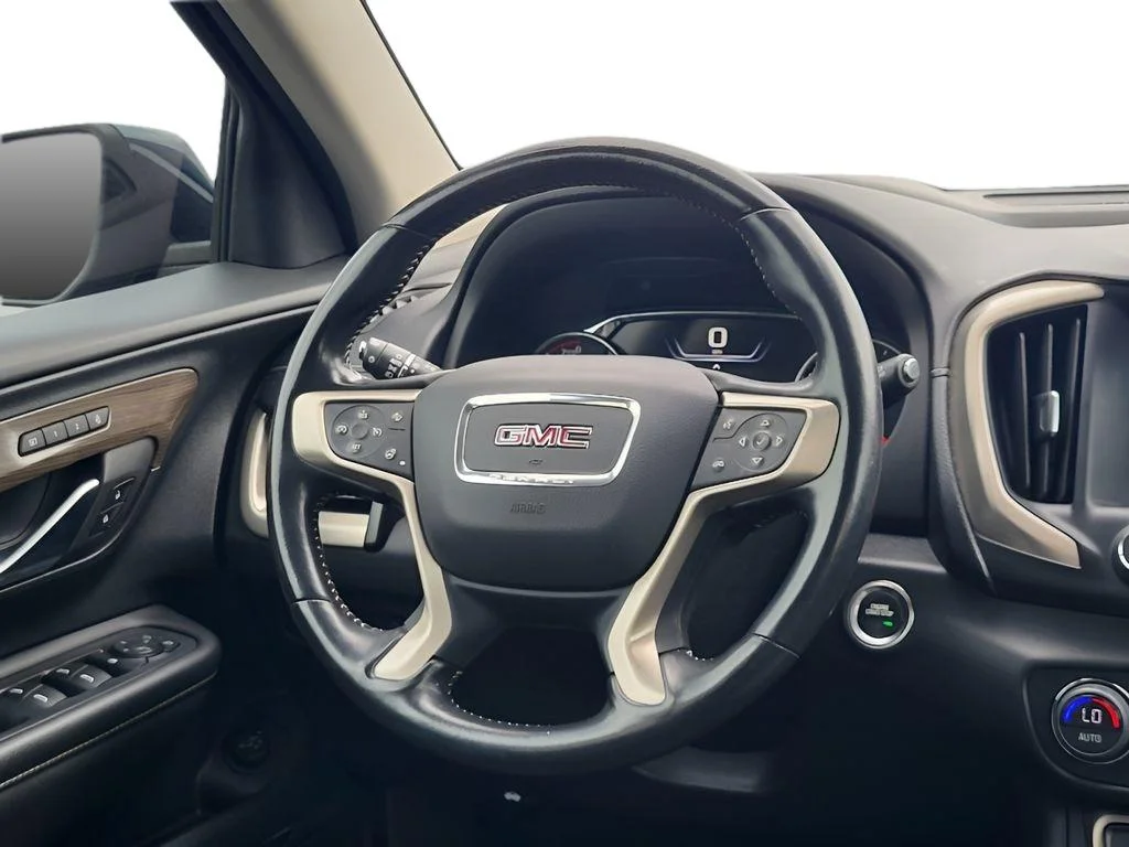 Used 2022 Hunter Metallic GMC Denali image 11