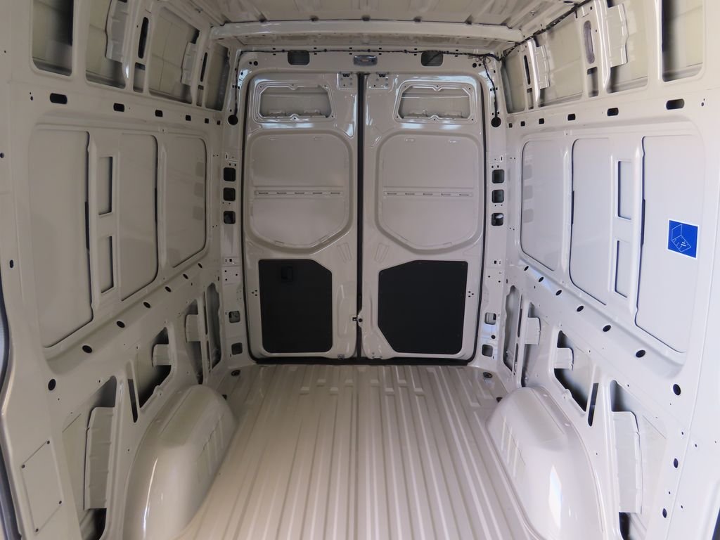 New 2026  Mercedes-Benz Cargo 144 WB image 29