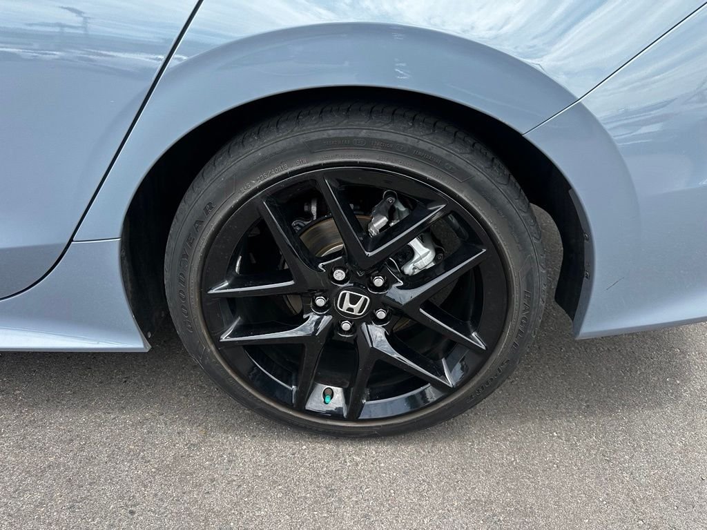 Used 2023  Honda Sport image 9