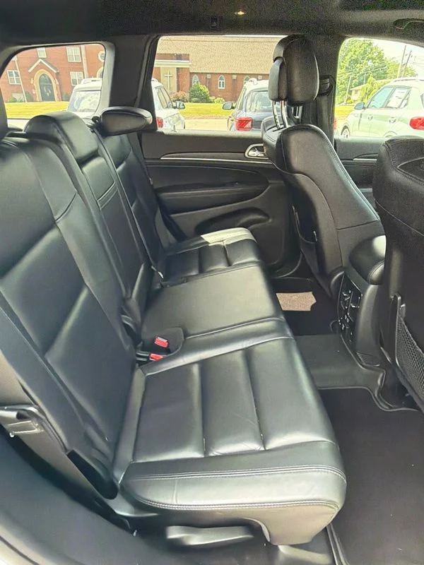 Used 2018 White Jeep Limited image 12
