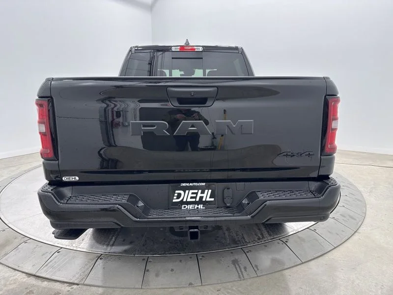 New 2026 Diamond Black Crystal Pearl-Coat Exterior Paint RAM Express image 6