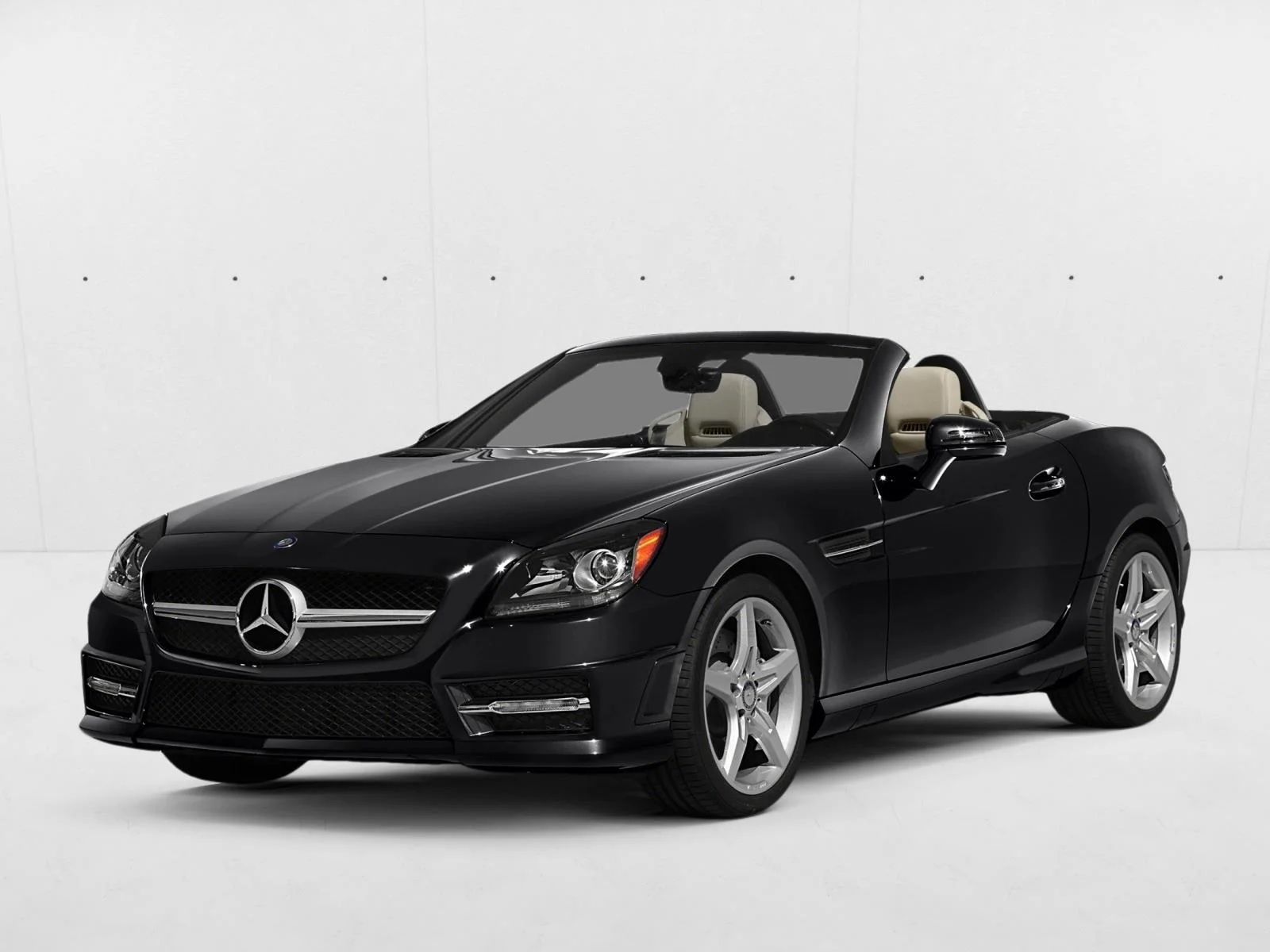 Used 2016 Black Mercedes-Benz SLK 300 image 1