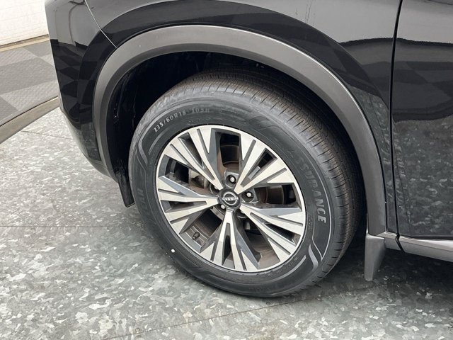 Used 2023 Super Black Nissan SV image 27