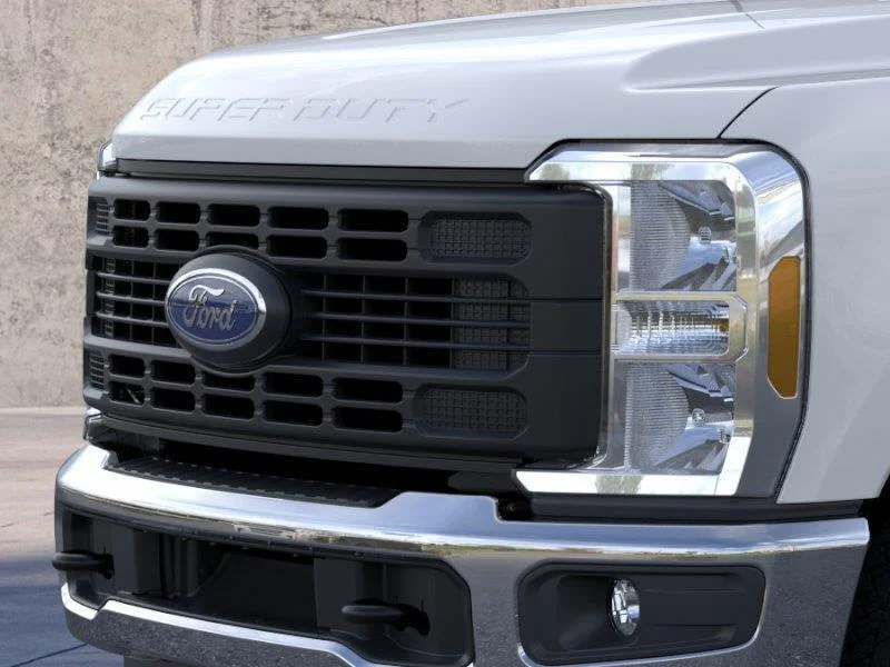 New 2026 Oxford White Ford XL image 17