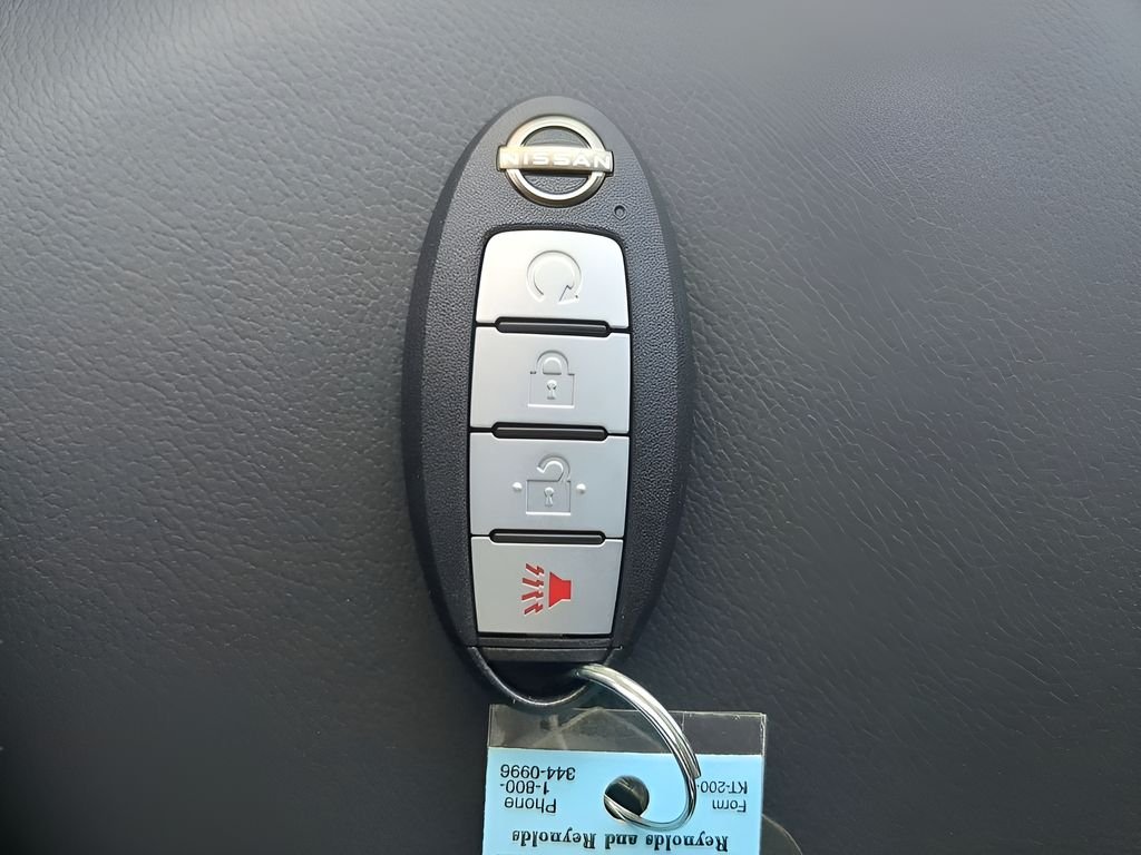 New 2026 Glacier White Nissan Crew Cab PRO-X® image 32