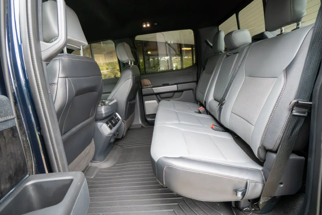 Used 2023 Blue Ford Lariat image 16