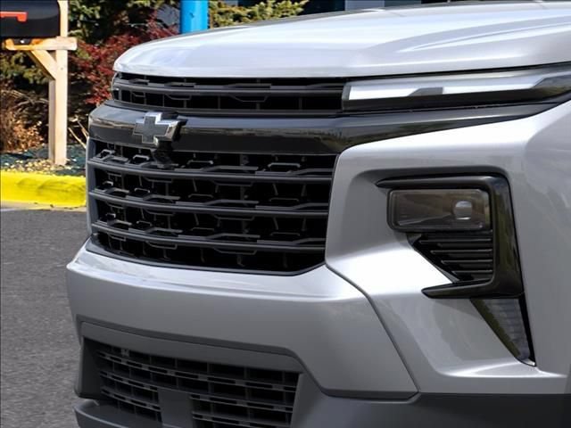 2027 Chevrolet Traverse LT - Photo 13