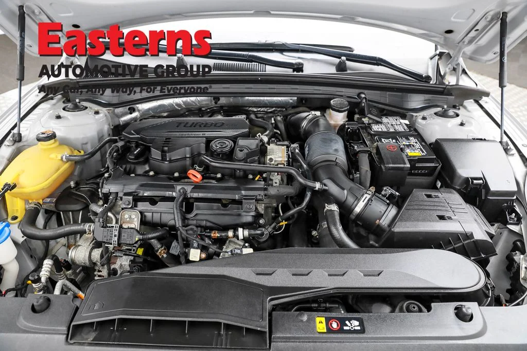 Used 2022 Gray Kia GT-Line image 7