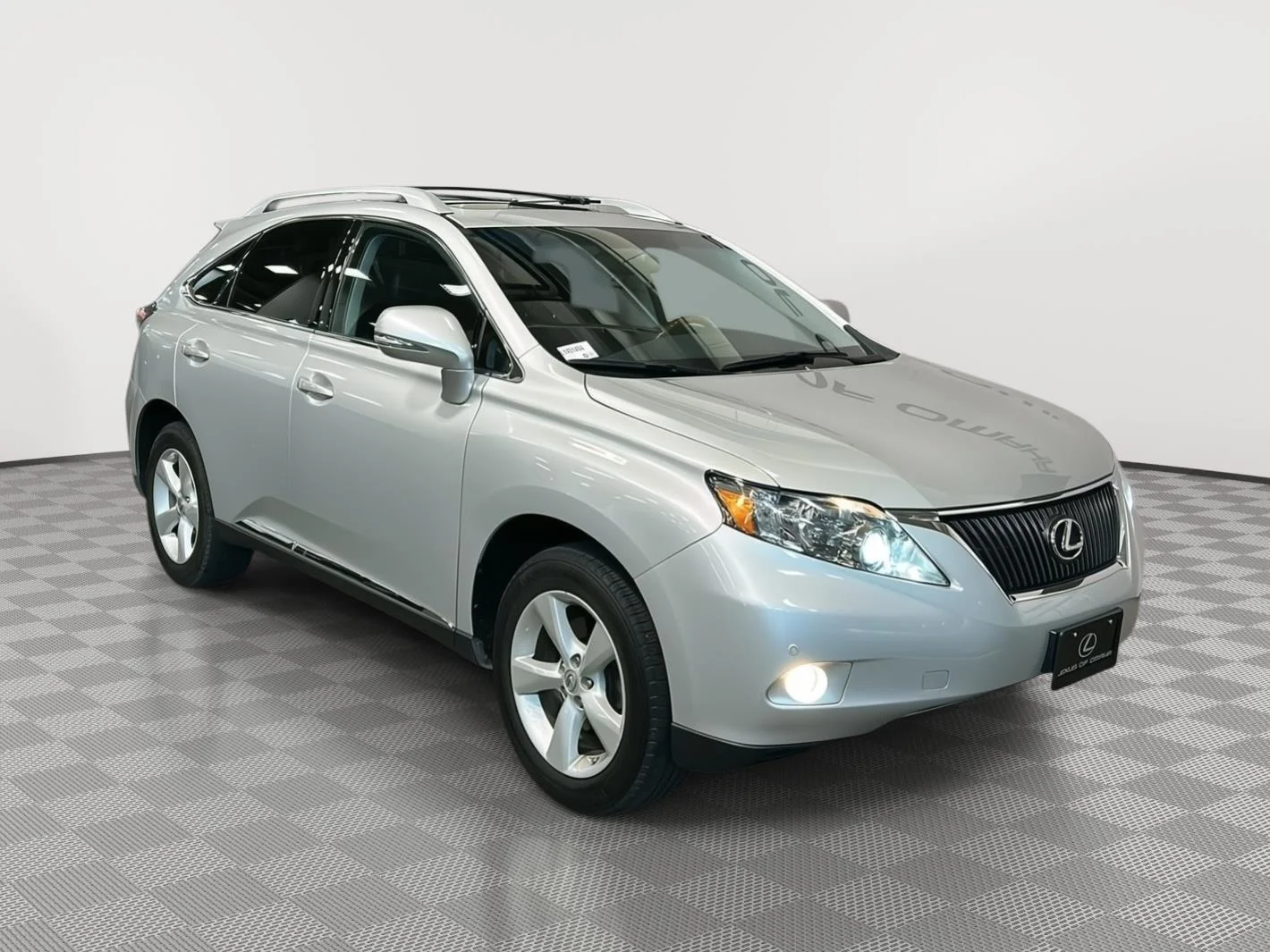 Used 2012 Tungsten Pearl Lexus Base image 1