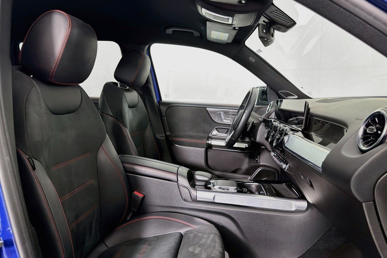 Used 2020 Galaxy Blue Metallic Mercedes-Benz 250 image 6