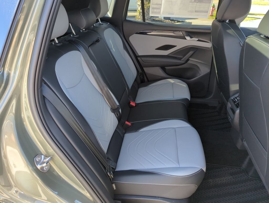 New 2026 Green Volkswagen 2.0T SE R-Line Black image 32