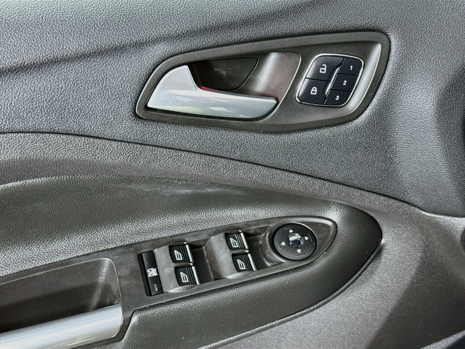 Used 2016 Black Ford Titanium image 31