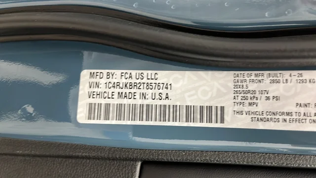 New 2026 Steel Blue Exterior Paint Jeep Limited image 28