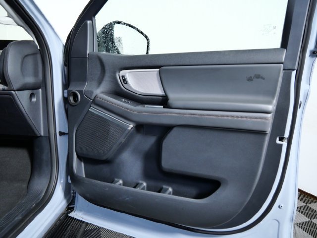 Used 2025 Gray Ford Active image 9