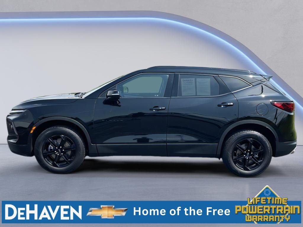 Used 2023 Black Chevrolet 3LT image 3