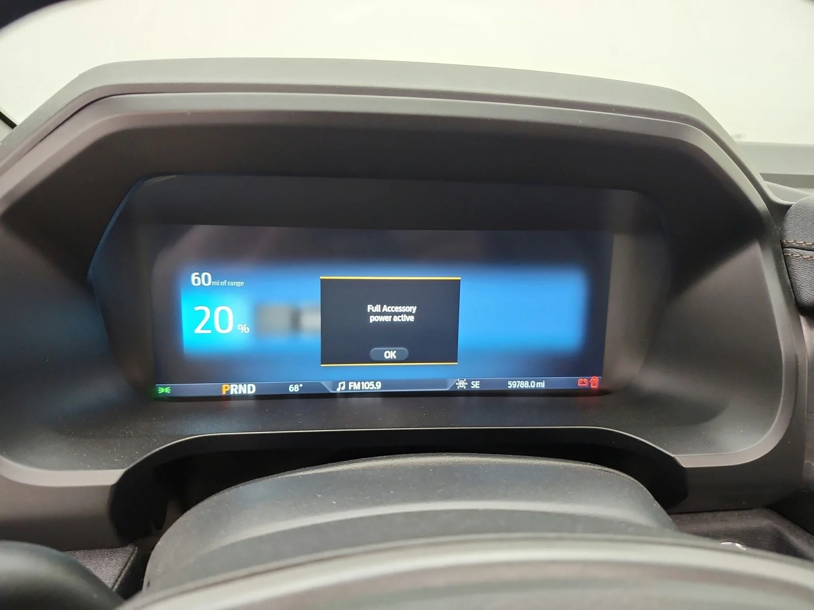 Used 2022 Agate Black Metallic Ford LARIAT image 12