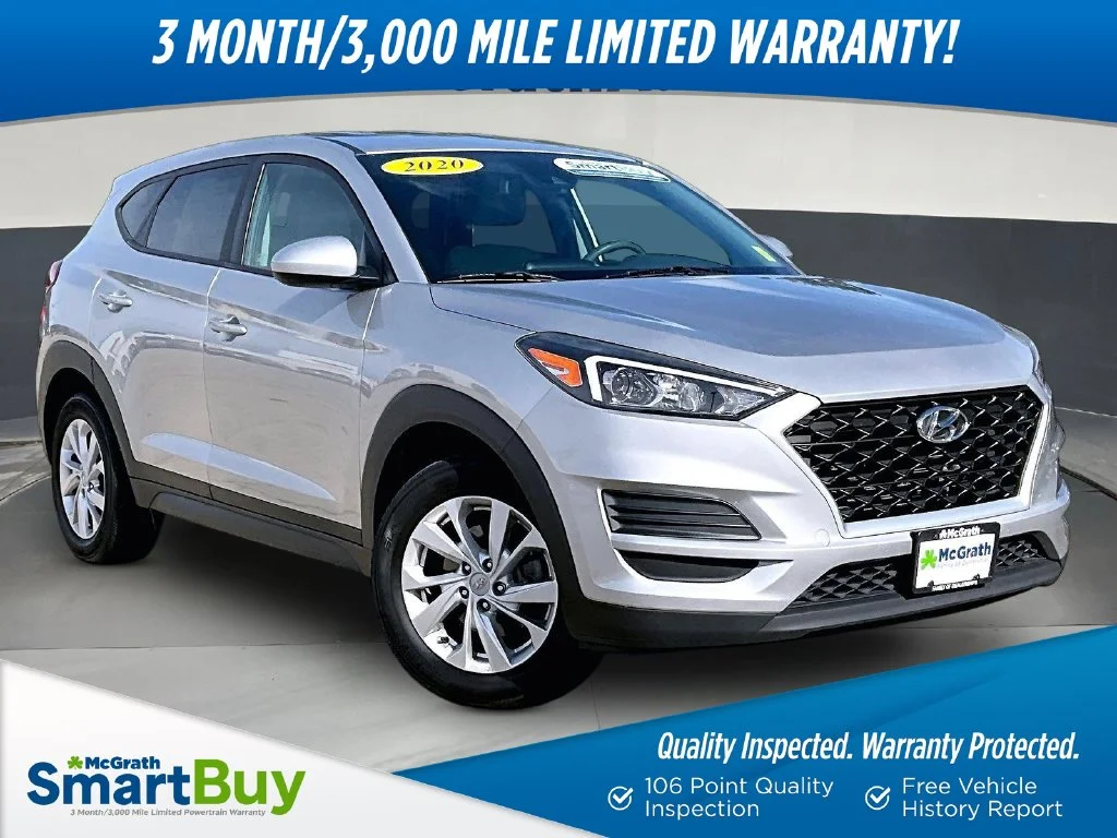 Used 2020 Silver Hyundai SE image 1