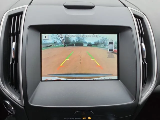 Used 2019 Gray Ford SEL image 27