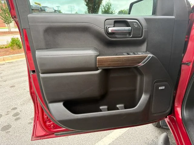 Used 2020 CAJUN RED TINTCOAT Chevrolet LT Trail Boss image 10