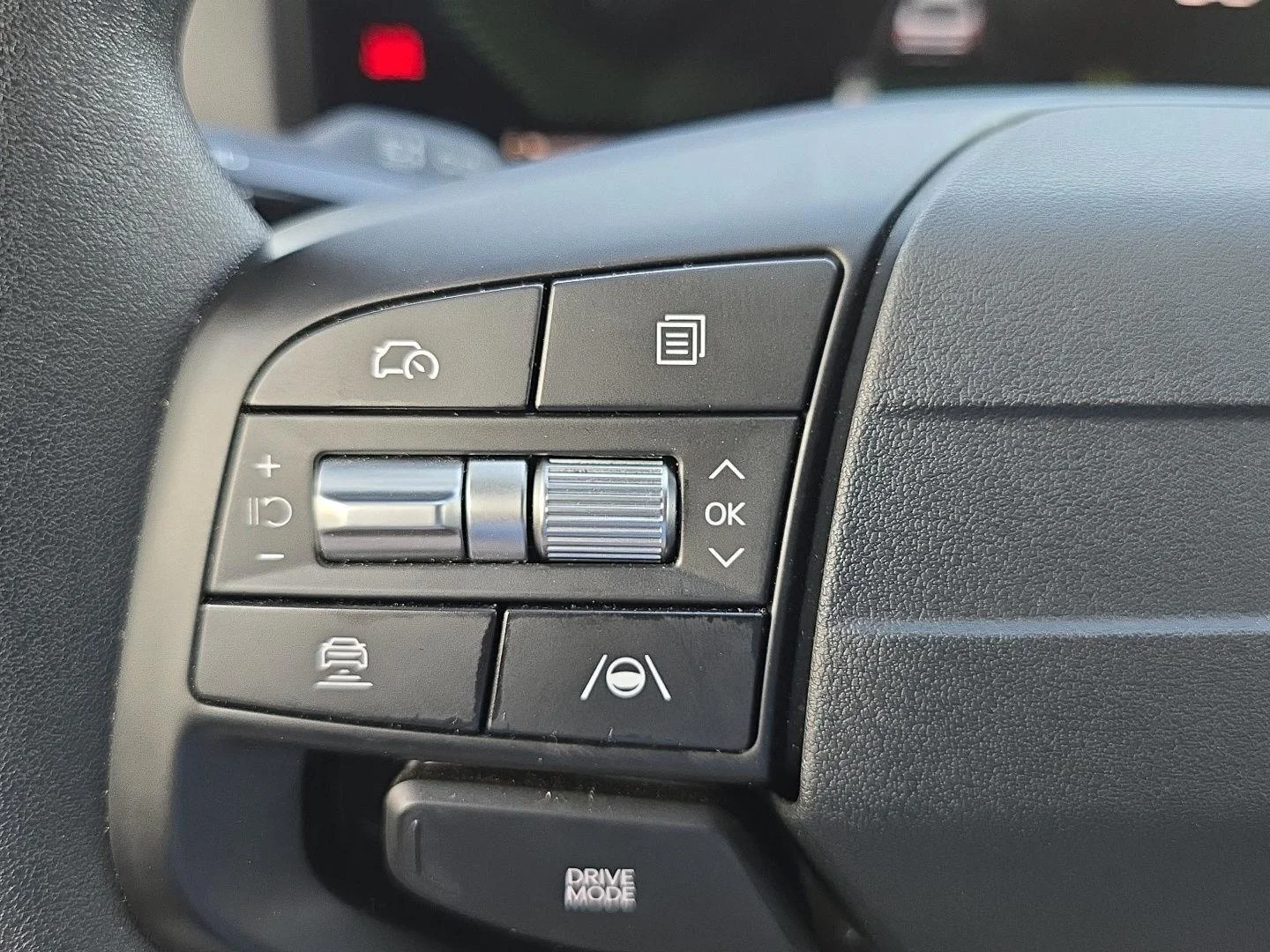 Used 2025 Interstellar Gray Kia LXS image 11