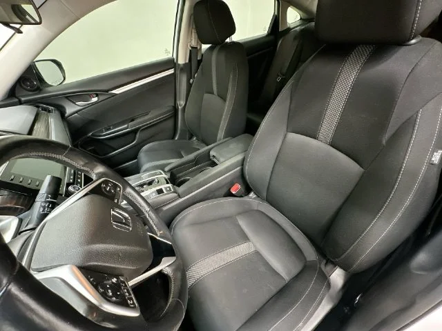 Used 2019  Honda EX image 15