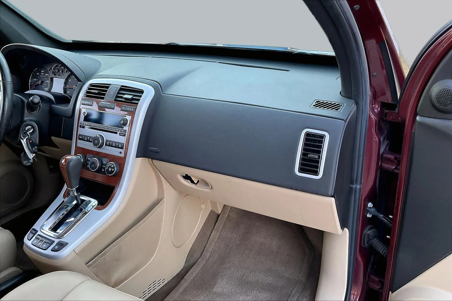 Used 2007 Deep Ruby Metallic Chevrolet LT image 16